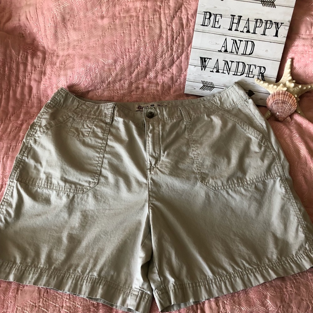 Khaki shorts